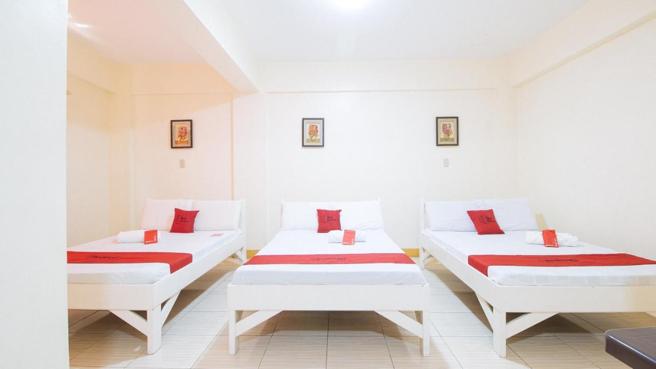 Reddoorz @ Golden Skye Hotel Guagua Exterior photo